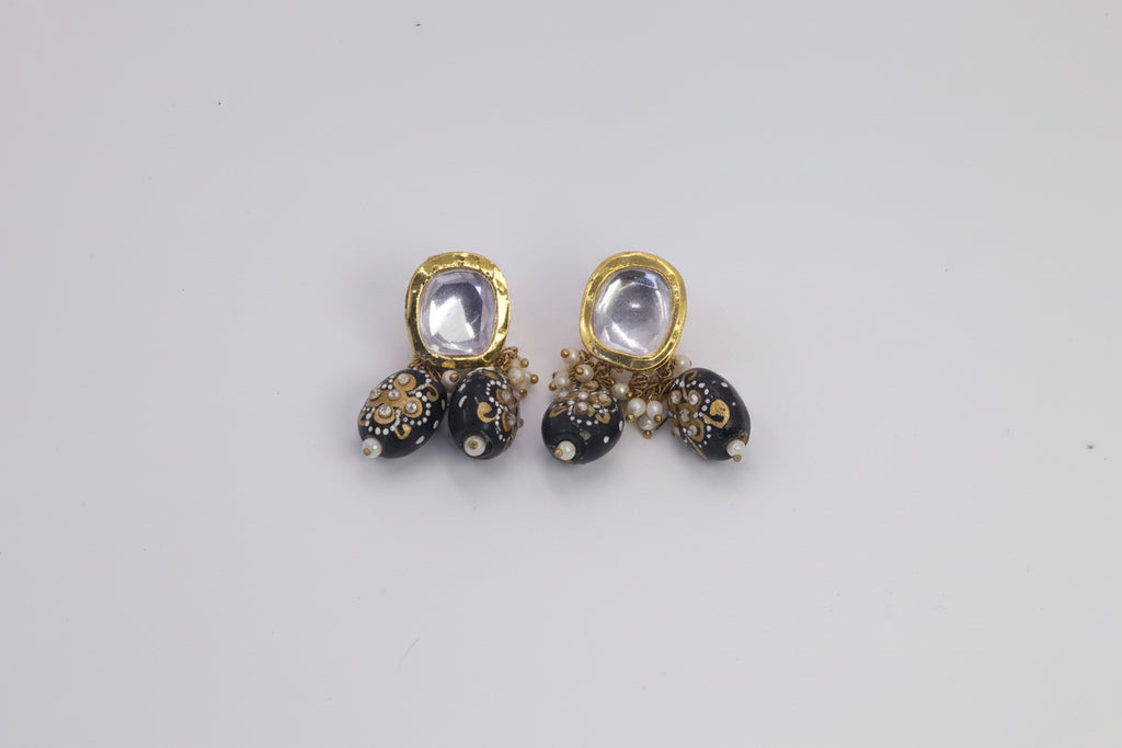 Kundan necklace with blue beads meenakari