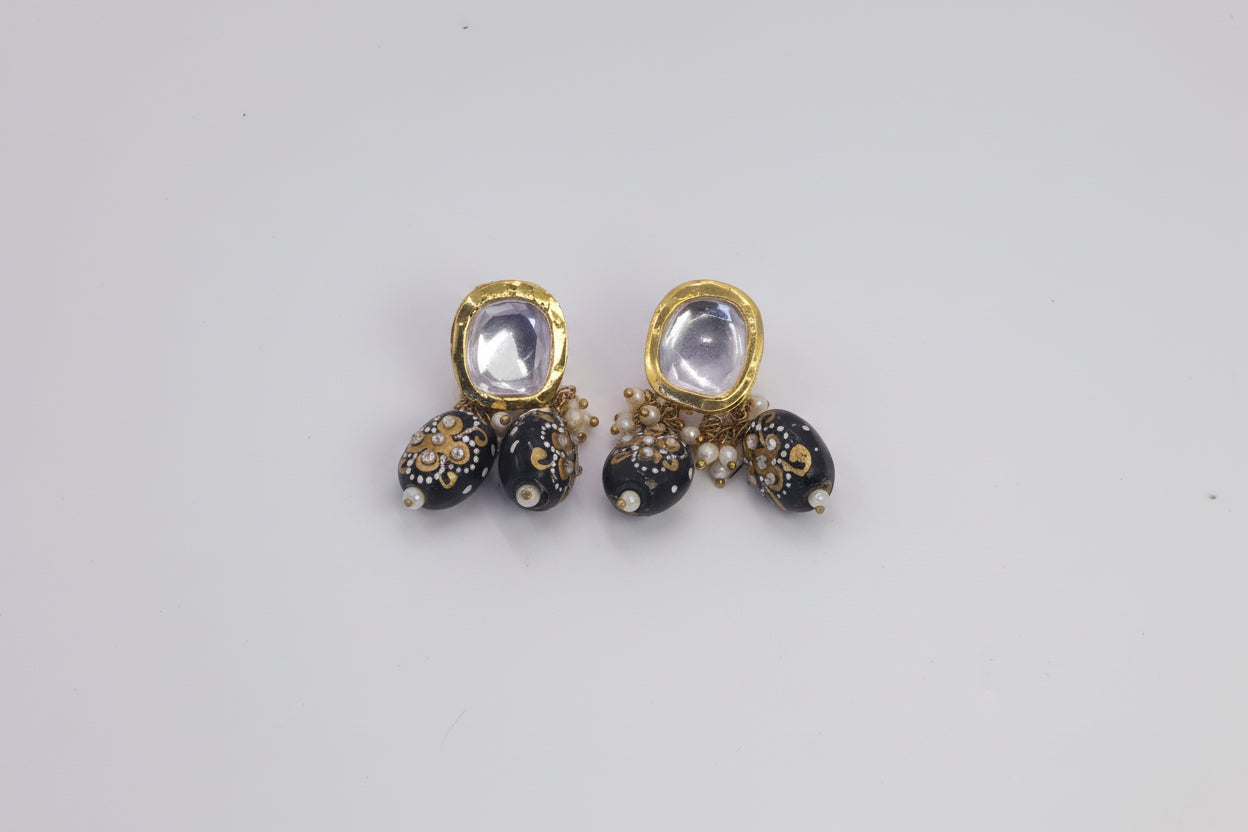Kundan necklace with blue beads meenakari