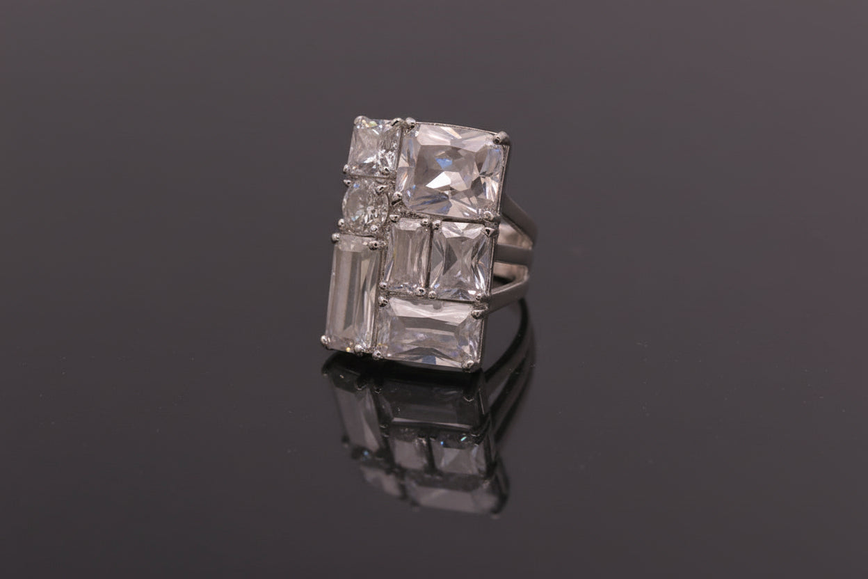 White stones large finger ring