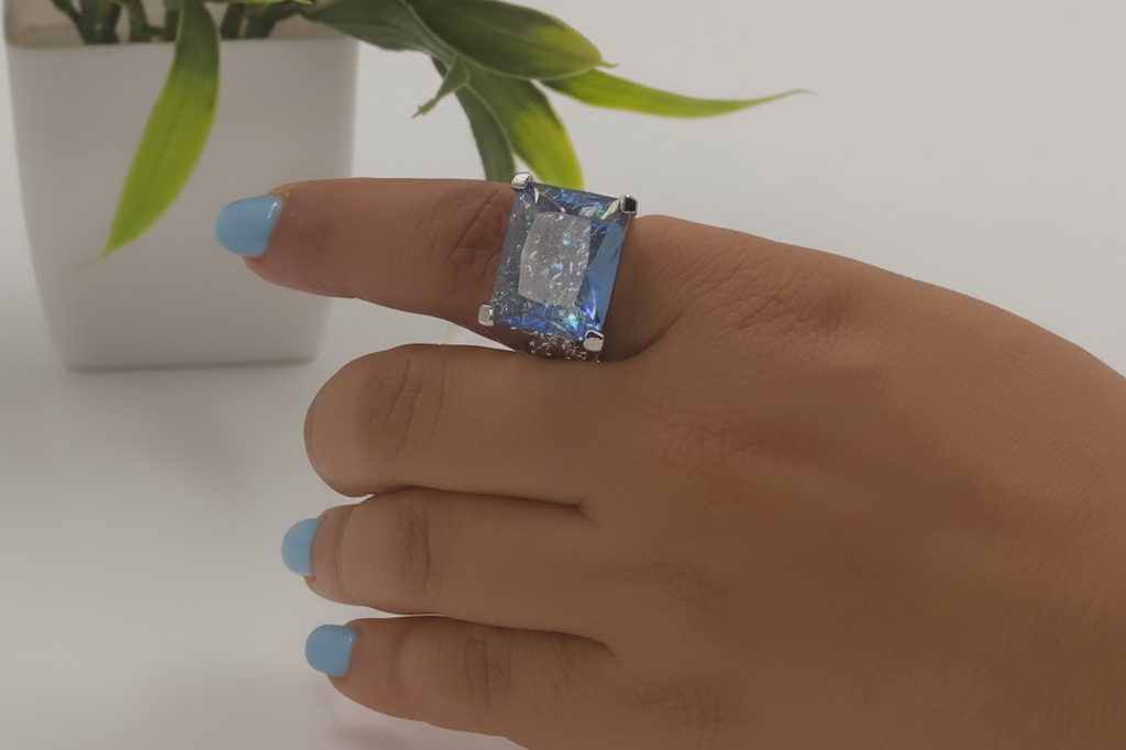 Blue gemstone finger ring