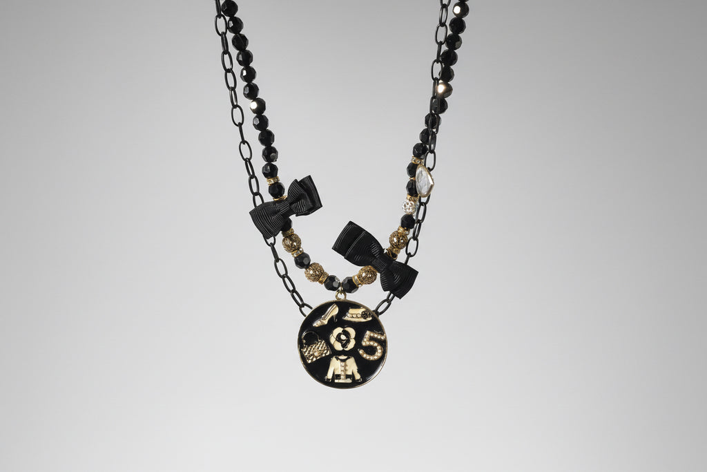 Black funky necklace