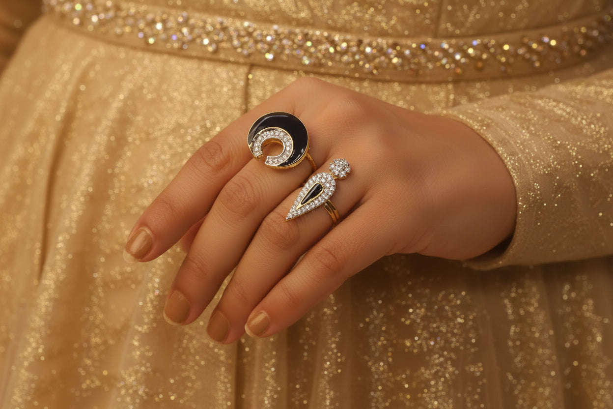 Diamond finger ring set black